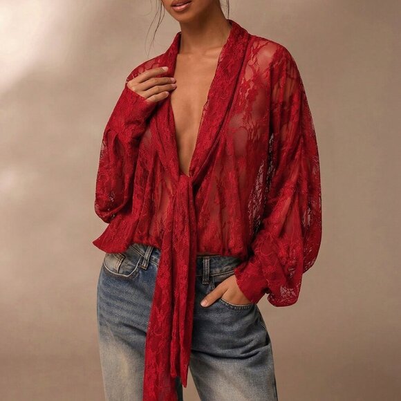 Red Sexy Women's Patterned Sheer Kimono Blouse - Picture 4 of 6